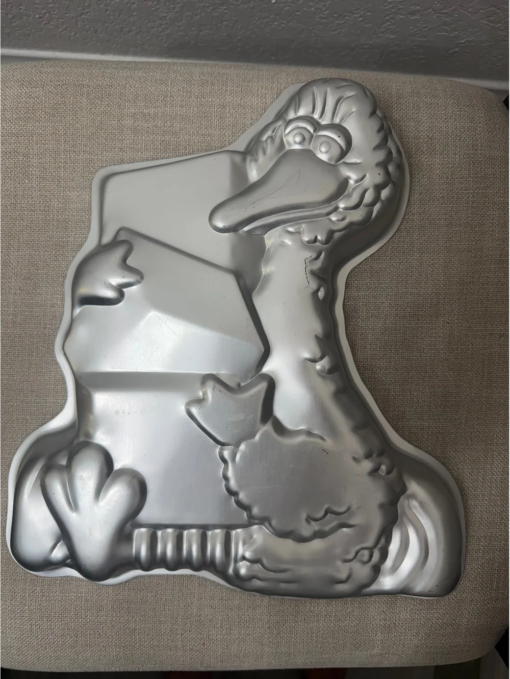 1978 Wilton big bird cake pan Sesame Street